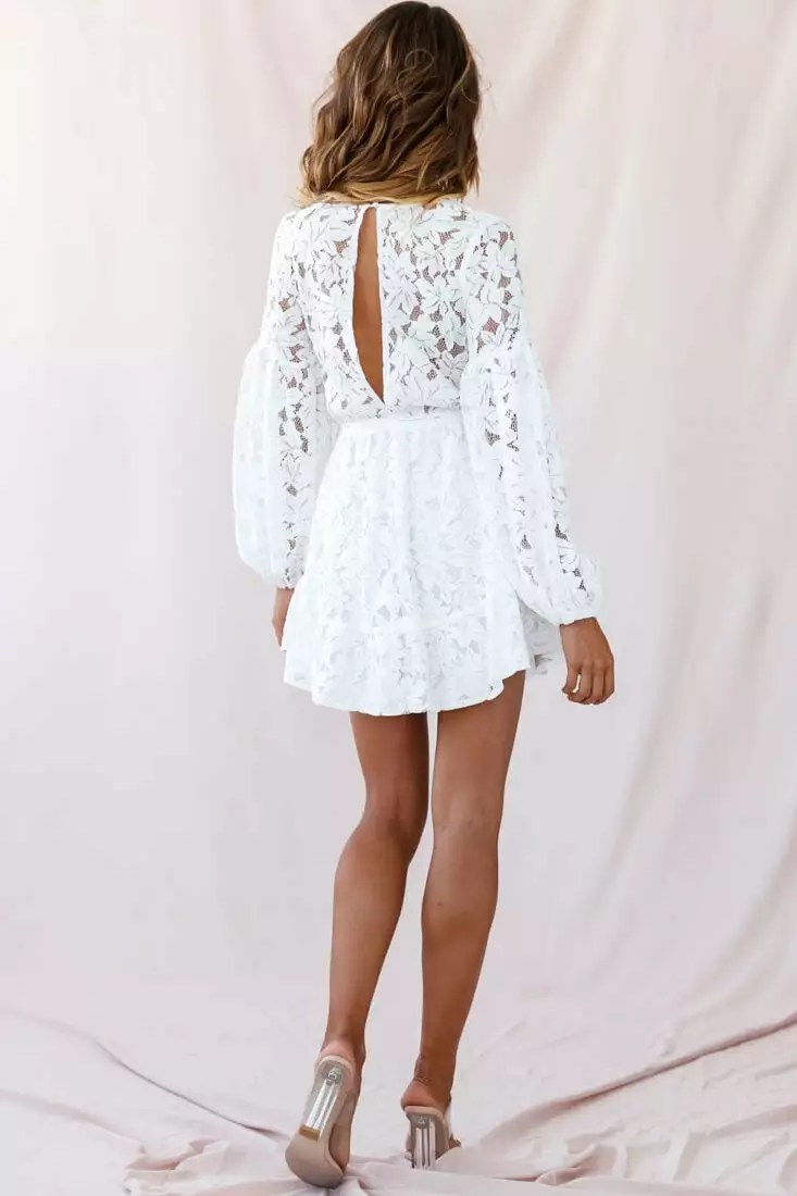 Selfie Leslie Ever After Keyhole Back Lace Dress White - Image 4