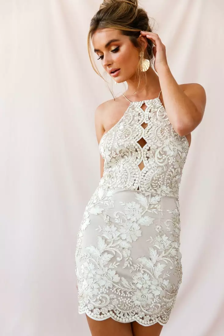 Selfie Leslie Havilah Halterneck Embroidery Dress Gold - Image 5