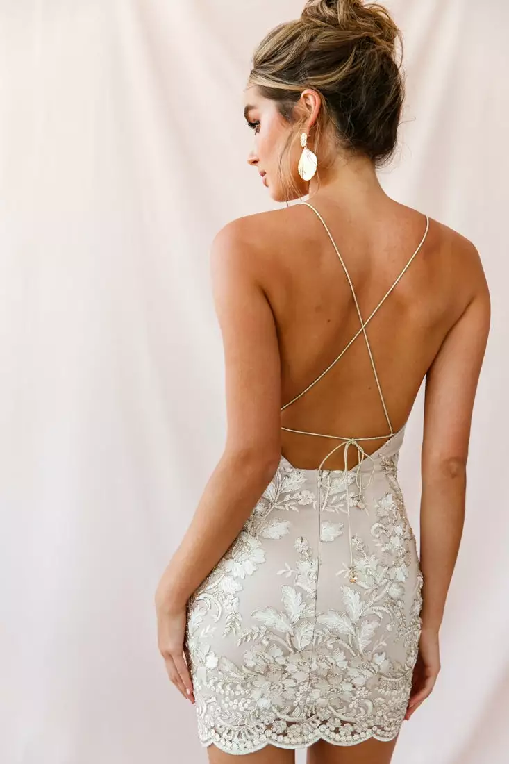 Selfie Leslie Havilah Halterneck Embroidery Dress Gold - Image 3