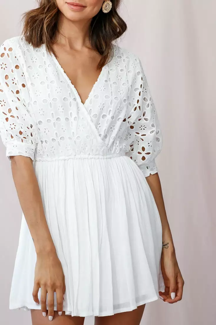 Indi Broderie Anglaise Swing Dress White - Image 5