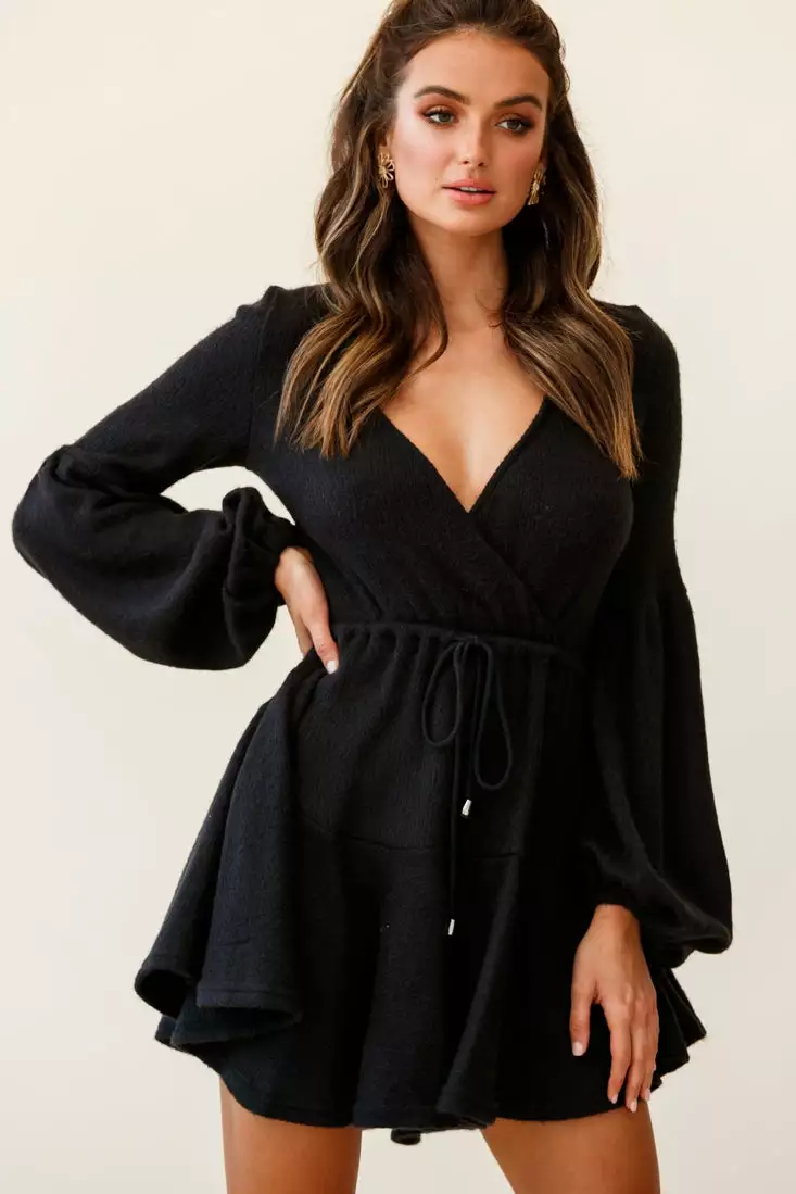 Selfie Leslie Annalise Long Sleeve Drawstring Knit Dress Black - Image 7