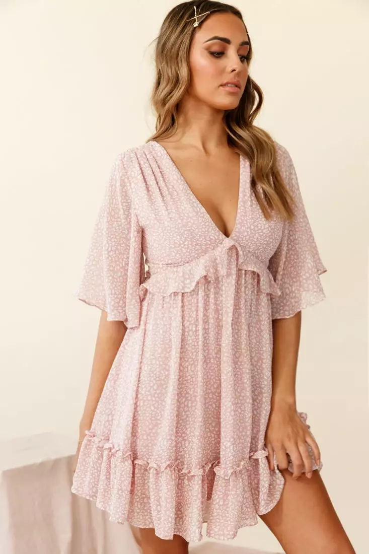 Selfie Leslie Flissy Angel Sleeve Cut-Out Babydoll Dress Speckle Print Pink - Image 7