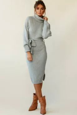 Selfie Leslie Marco Long Sleeve Turtleneck Knit Midi Dress Grey